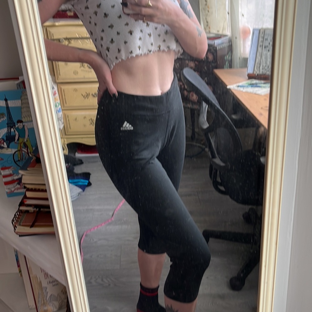 adidas crop leggings / joggers - Picture 2 of 9